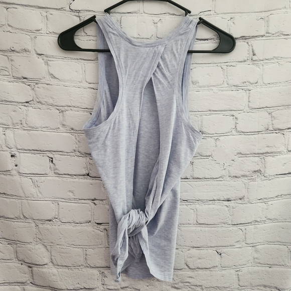 Lululemon Tank - Picture 5 of 8